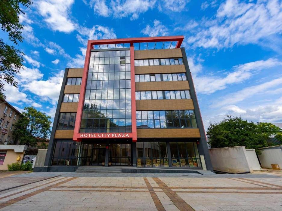 City Plaza Ботевград Экстерьер фото